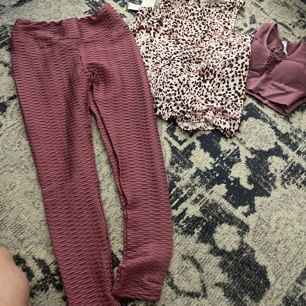 Cute workout bundle - Picture 6 of 6